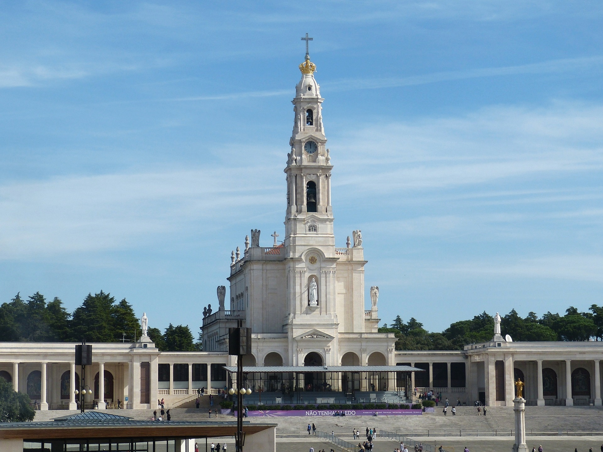 Basilica of Our Lady of the Rosary of Fatima (Cova da Iria, Portugal)